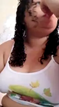 Snapshot of Kiara_Anjo22 chatting on 01.22.25 Kiara Anjo22 online show from 01.22.25