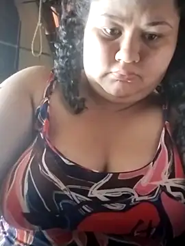 Snapshot of Kiara_Anjo22 chatting on 02.08.25 Kiara Anjo22 online show from 02.08.25