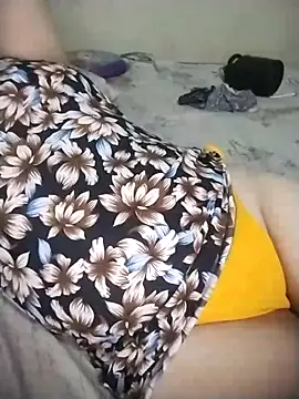 Snapshot of Kiara_Anjo22 chatting on 02.21.25 Kiara Anjo22 online show from 02.21.25