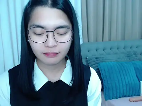 Snapshot of zhaviahale21 chatting on 11.05.25 zhaviahale21 online show from 11.05.25