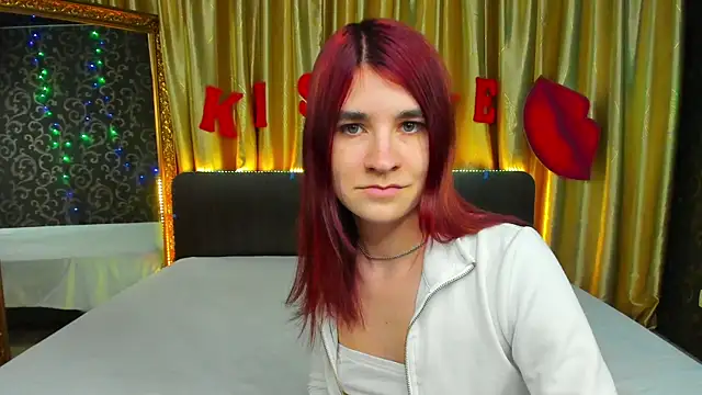  Polly Love  online show from 02.07.25