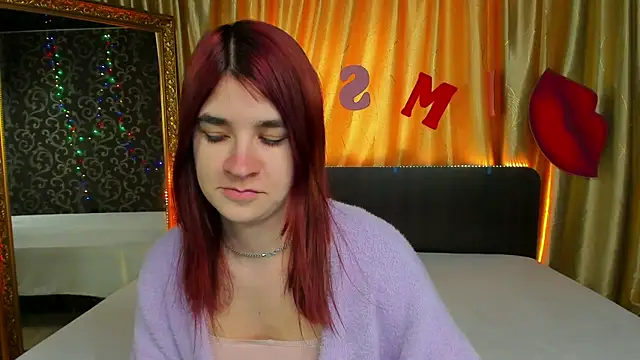  Polly Love  online show from 02.12.25