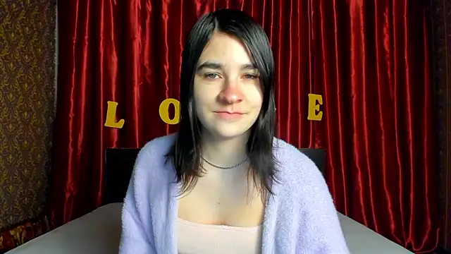  Polly Love  online show from 02.06.26