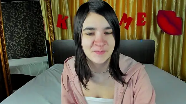  Polly Love  online show from 02.22.26