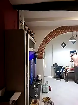 Snapshot of affascino chatting on 11.30.25 affascino online show from 11.30.25