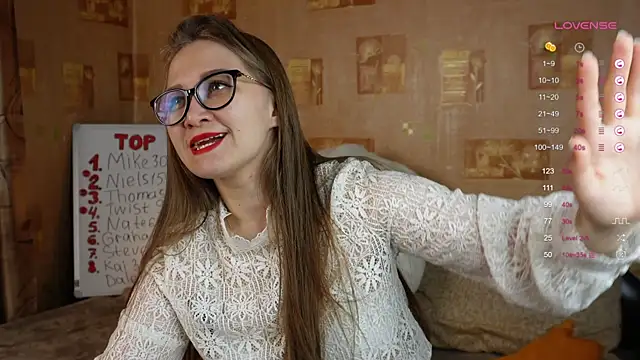 Miatiny online show from 03.14.25