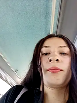 Snapshot of SAMANTHA-16_ chatting on 12.18.24 SAMANTHA-16 online show from 12.18.24