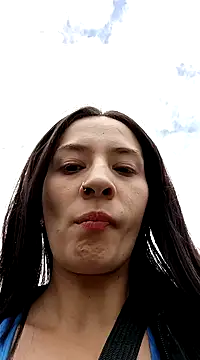 Snapshot of SAMANTHA-16_ chatting on 12.18.24 SAMANTHA-16 online show from 12.18.24