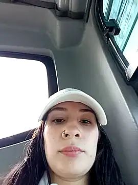 Snapshot of SAMANTHA-16_ chatting on 01.04.25 SAMANTHA-16 online show from 01.04.25