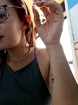 Snapshot of SAMANTHA-16_ chatting on 02.25.25 SAMANTHA-16 online show from 02.25.25