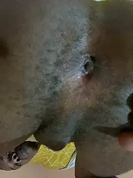 Snapshot of skyfall200 chatting on 12.20.24 skyfall200 online show from 12.20.24