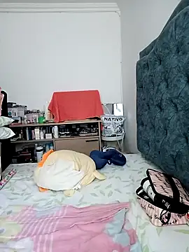 KimPielCanela online show from 02.02.25