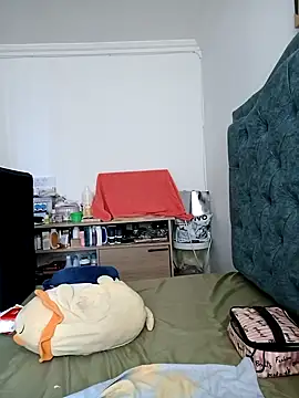 KimPielCanela online show from 02.15.25