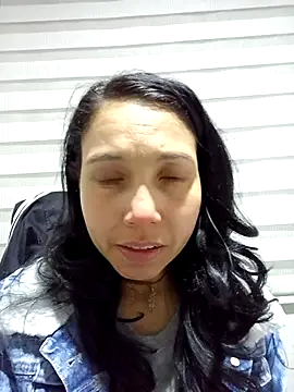 KimPielCanela online show from 09.29.25