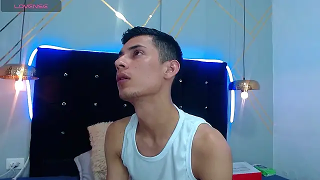 Oliver king sex online show from 01.20.25