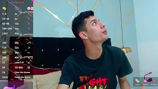 Oliver king sex online show from 02.22.25