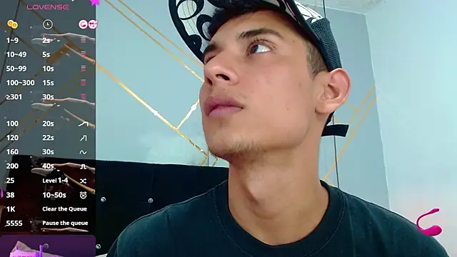 Oliver king sex online show from 02.26.25