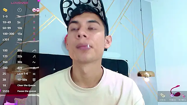 Oliver king sex online show from 03.04.25