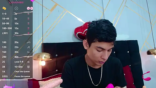 Oliver king sex online show from 03.13.25