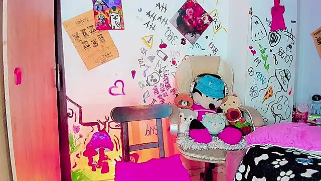 bloom444 online show from 08.09.26