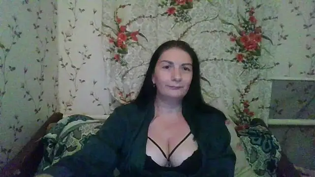 Snapshot of Zefirka_Axe chatting on 09.12.25 Zefirka Axe online show from 09.12.25