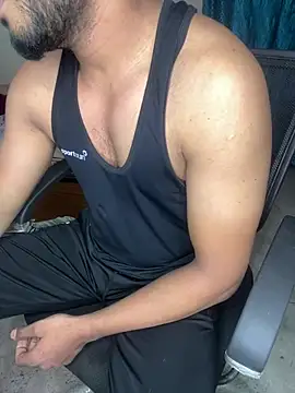 Snapshot of sexyboy09 chatting on 12.16.24 sexyboy09 online show from 12.16.24