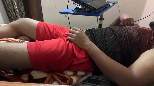 Snapshot of sexyboy09 chatting on 10.22.25 sexyboy09 online show from 10.22.25