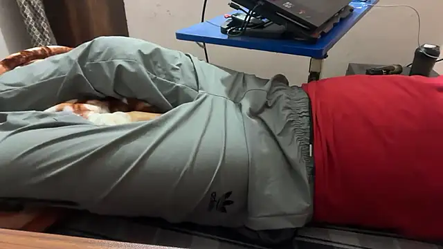 Snapshot of sexyboy09 chatting on 10.24.25 sexyboy09 online show from 10.24.25