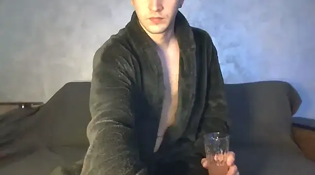 Snapshot of Frank07021 chatting on 01.15.25 Frank07021 online show from 01.15.25