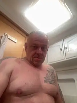 JakubW79 online show from 04.15.26