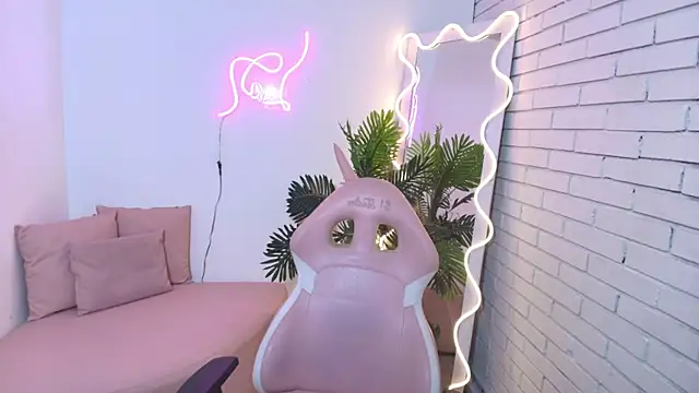 hina tay online show from 12.06.24