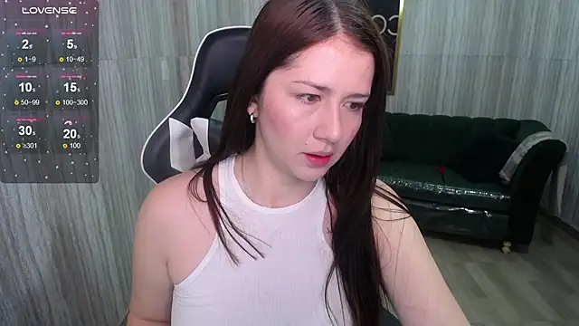 Snapshot of Rachel_t_ chatting on 12.29.24 Rachel t online show from 12.29.24