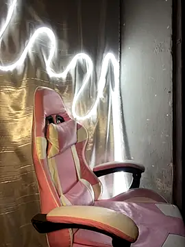 Snapshot of alexxaa96 chatting on 10.08.25 alexxaa96 online show from 10.08.25