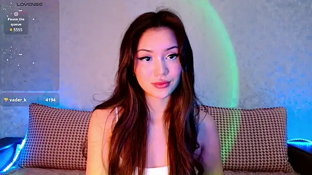 Snapshot of Min_Jee_ chatting on 02.19.25 Min Jee  online show from 02.19.25