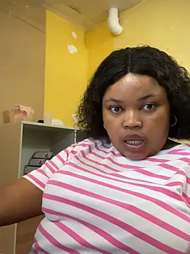 Curveysinaa online show from 03.07.25