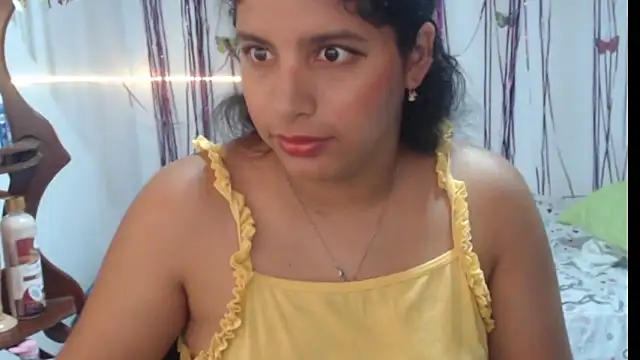 Snapshot of sexyhot20xxx chatting on 05.06.26 sexyhot20xxx online show from 05.06.26
