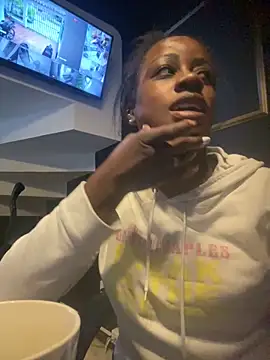 BrianaBrownn online show from 10.04.25
