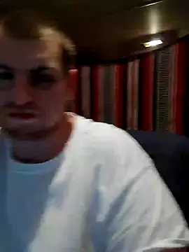 Snapshot of sexaddict_2424 chatting on 02.27.25 sexaddict 2424 online show from 02.27.25