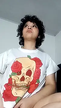 Snapshot of Bitsy_Messy chatting on 02.01.26 Bitsy Messy online show from 02.01.26