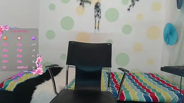 Snapshot of Eric_lion chatting on 12.12.24 Eric lion online show from 12.12.24