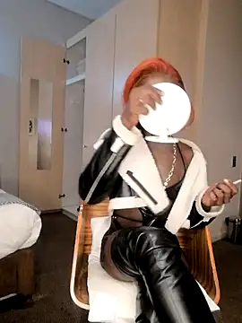 Mitchiey012 online show from 09.24.25