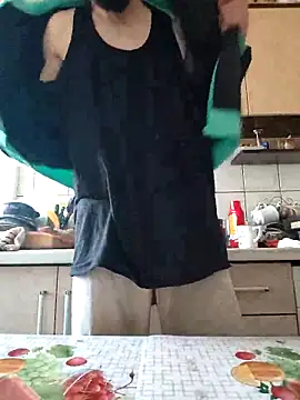 Snapshot of vulpe8400 chatting on 02.25.25 vulpe8400 online show from 02.25.25