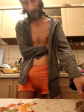 Snapshot of vulpe8400 chatting on 10.10.25 vulpe8400 online show from 10.10.25