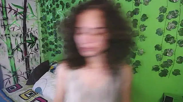 Snapshot of fulfill_fantasies1 chatting on 07.29.26 fulfill fantasies1 online show from 07.29.26