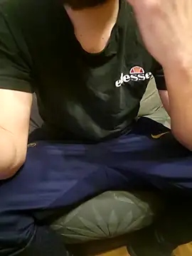 Snapshot of leloupblanc5304 chatting on 02.01.26 leloupblanc5304 online show from 02.01.26