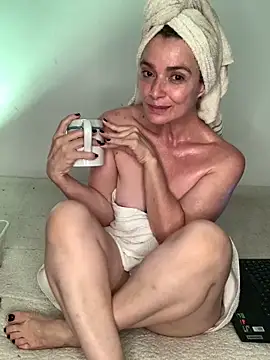 Liloo8923 online show from 02.17.26