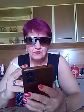 Snapshot of Ely_Elenita chatting on 06.06.26 Ely Elenita online show from 06.06.26
