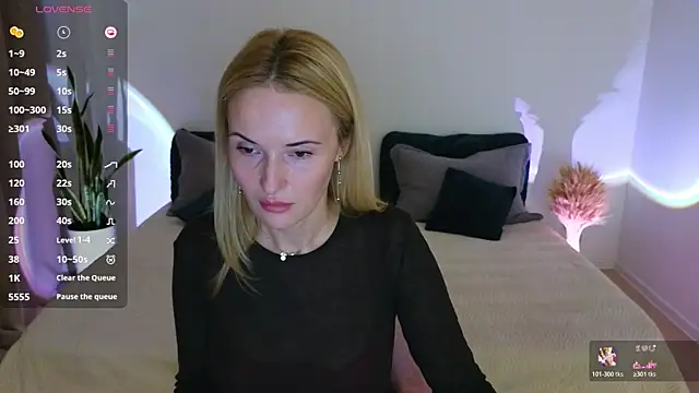 AlisssaRose online show from 10.18.25