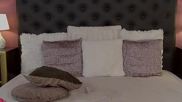 Snapshot of JaquelineM chatting on 02.03.26 JaquelineM online show from 02.03.26