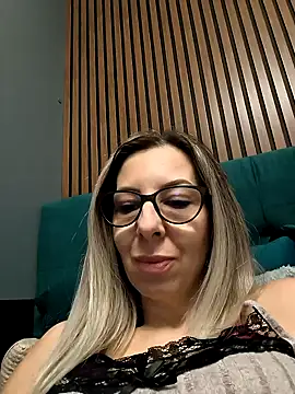 SukyGirl online show from 12.27.24